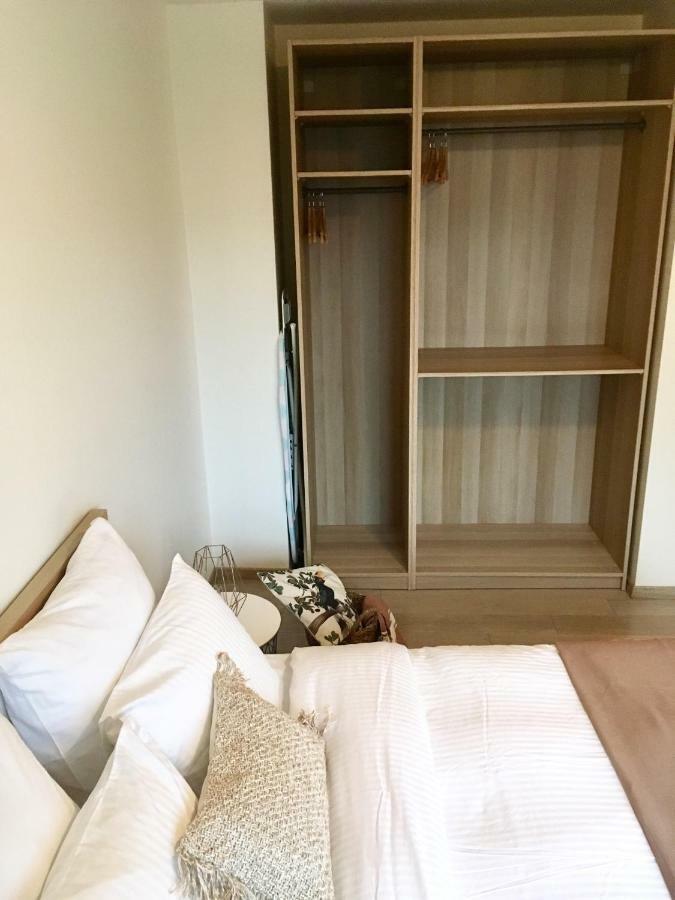 Modern 100m2 Flat 2mn Walking From Train Station In City Center, Free Parking -2a Apartment